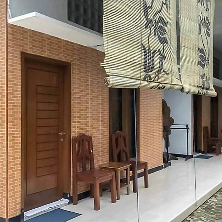 Hotel Malang Hill Syariah Redpartner Exteriér fotografie