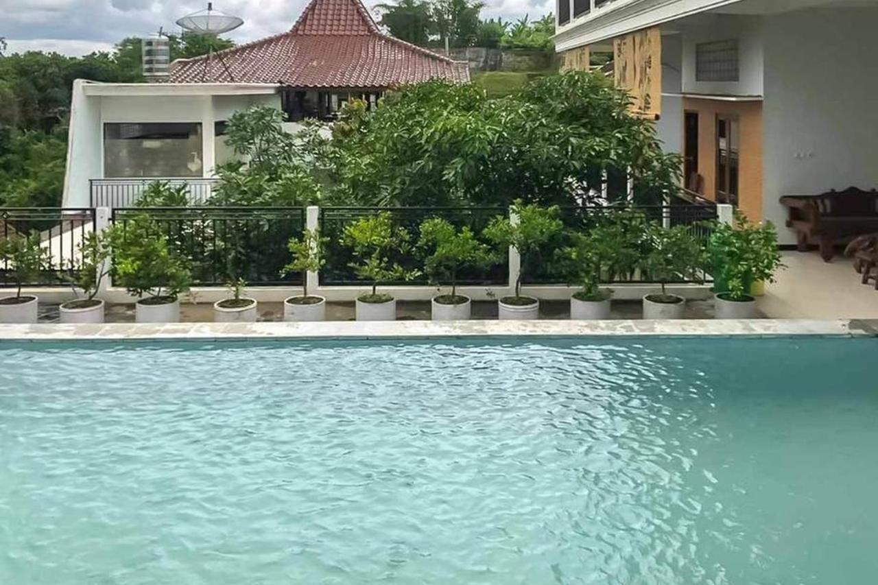 Hotel Malang Hill Syariah Redpartner Exteriér fotografie