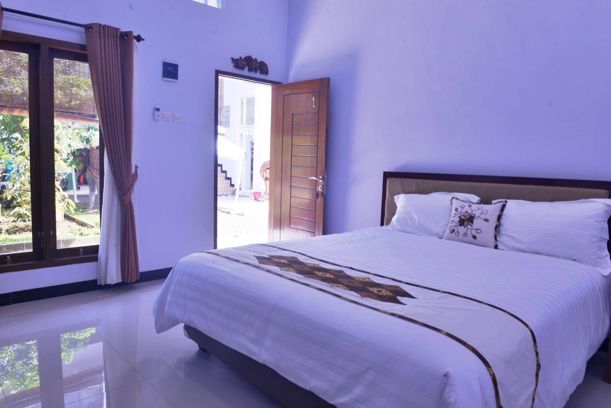 Hotel Malang Hill Syariah Redpartner Exteriér fotografie